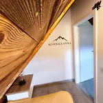 Korbielovka Z Sauna بيت للعطل