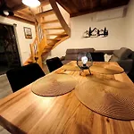 Korbielovka Z Sauna بيت للعطل *