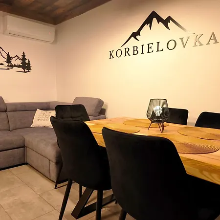 Korbielovka Z Sauna بيت للعطل كوربييلوف